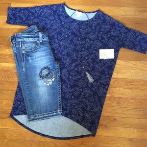 LuLaRoe X-Small Irma Hi-Low Tunic